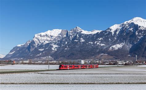 Abe Capricorn Der Rhb Zwischen Igis Und Zizers