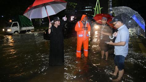 Banjir Melanda Semarang Walikota Hevearita Gunaryanti Rahayu