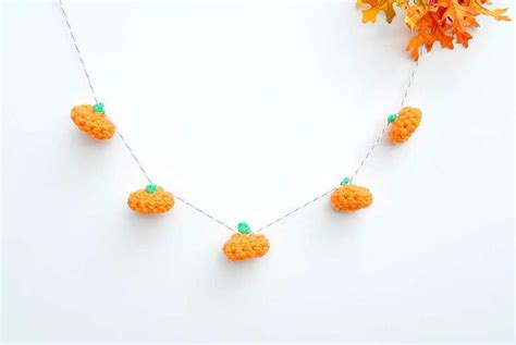 Halloween Crochet Pumpkin Garland | AllFreeCrochet.com