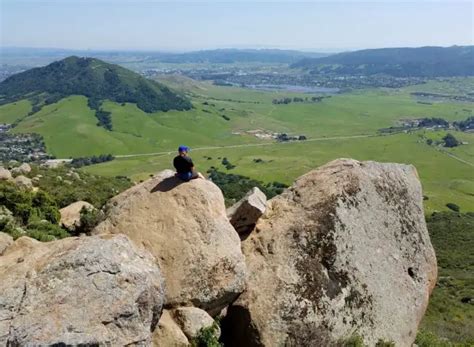 Bishop Peak Hiking Trail, San Luis Obispo, CA - California Beaches