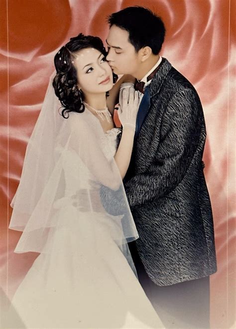 Chuyện tình công tử nhà giàu và cô hot girl đám cưới rước dâu bằng BMW gần thập kỷ trước