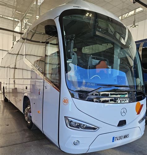 AUTOCARES FRANCO SL Aumenta Flota Con Un Nuevo Autocar MERCEDES IRIZAR