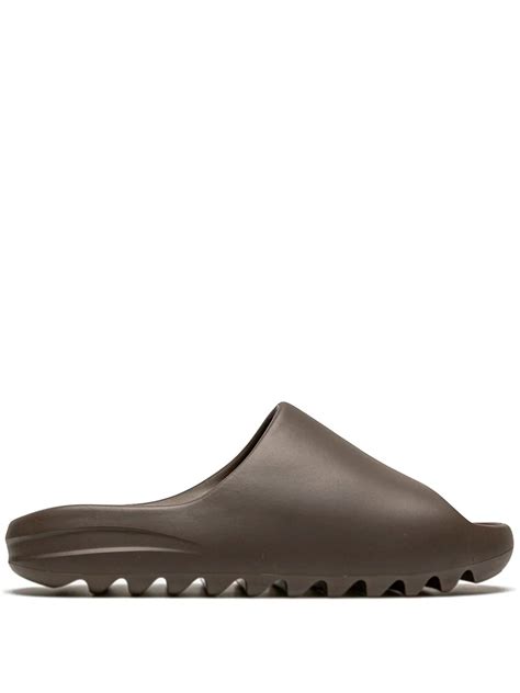 Chinelo Adidas Yeezy Slide Soot Suagrife