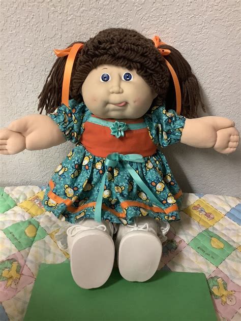 Vintage Cabbage Patch Kid Girl Brown Hair Blue Eyes Hm11 Ic1 Made In