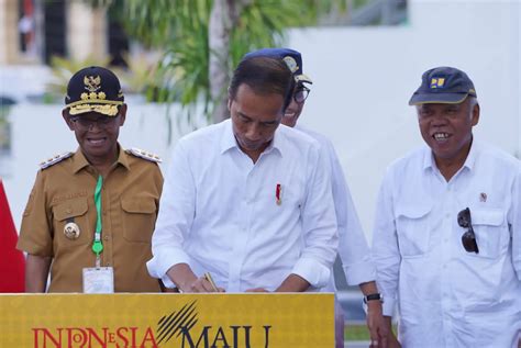 Presiden Jokowi Resmikan Gedung AMC UIN Datokarama Dan Huntap