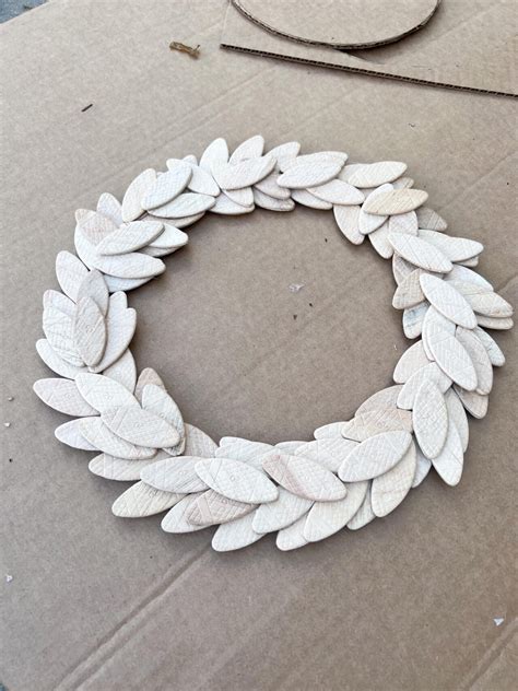 DIY Wood Biscuit Wreath The Shabby Tree