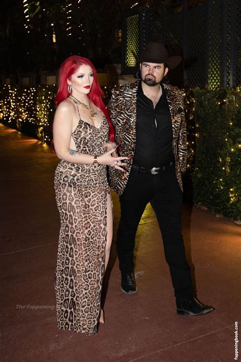 Hunter Nude OnlyFans Leaks Fappening FappeningBook