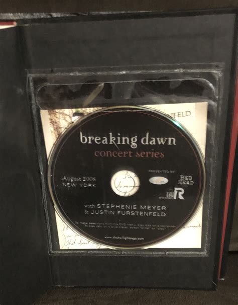 Breaking Dawn Special Edition The Twilight Saga By Meyer Stephenie