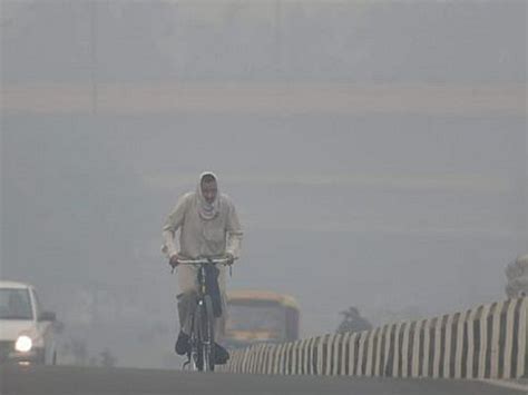 Delhi Air Pollution Aqi Slips Back To ‘poor Category After Showing Slight Improvements On