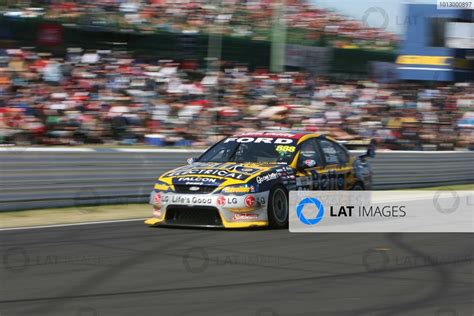 V Supercar Championship Round Bathurst Winners Craig Lowndes Jamie