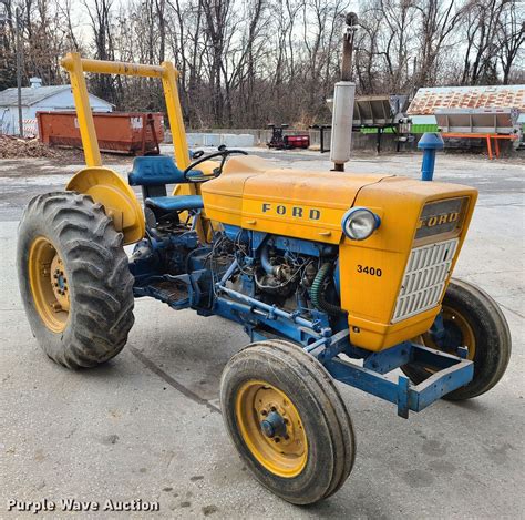 Ford 3400 Tractor In Lexington Mo Item Jw9914 Sold Purple Wave