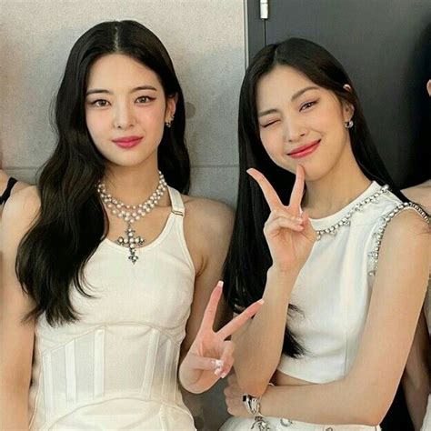 Jinlia Itzy Lia Chini