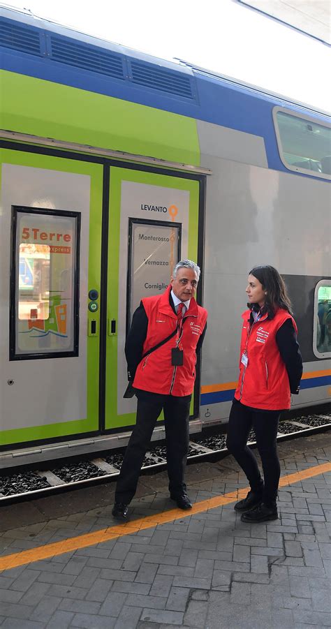 Torna Il 5 Terre Express Con 46 Treni Al Giorno