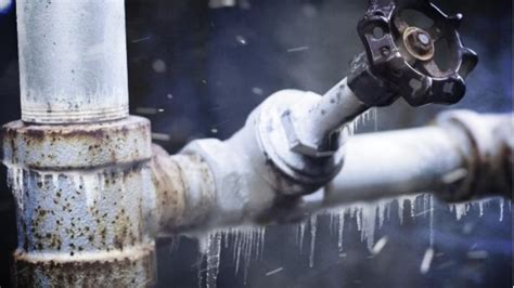 Preventing And Thawing Frozen Pipes