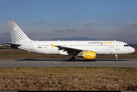 EC KDX Vueling Airbus A320 216 Photo By Mario Ferioli ID 733021