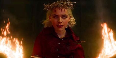 O Mundo Sombrio de Sabrina Sabrina se tornará a Rainha do Inferno na