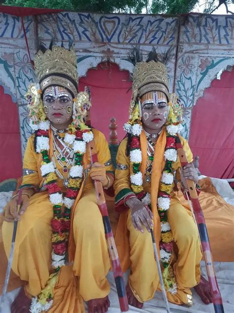 वाराणसी विश्व प्रसिद्ध रामनगर की रामलीला परिणय सूत्र में बंधे