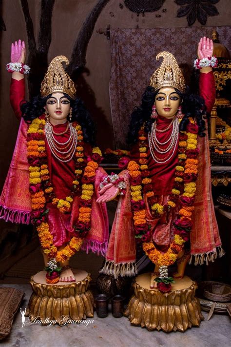 Pin By Priya Dasi On Inspiraçao Altar Happy Navratri Images Shree