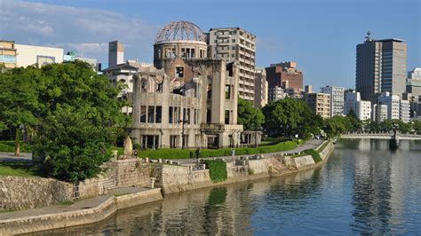 Pm Modi G Leaders Pay Tribute To Hiroshima Victims