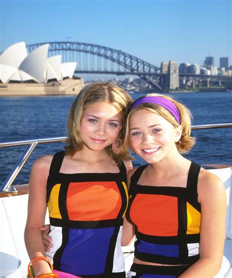 Olsen Twins Celebrity Stylist 90s Fashion Trends Looks