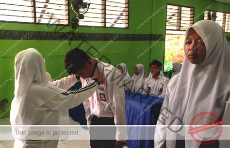 Tumbuhkan Jiwa Kemanusian Pmr Wira Sma Negeri Sampang Gelar