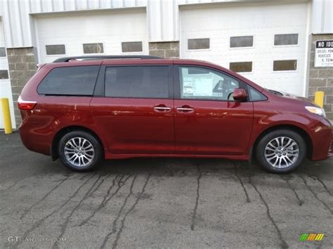 Salsa Red Pearl 2019 Toyota Sienna Xle Exterior Photo 130804167