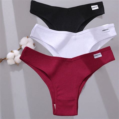 Cheap FINETOO 3PCS Set Women Cotton Lingerie Female Thongs Sexy