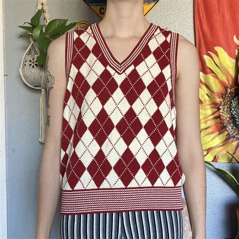 Brandy Melville Red Argyle Sweater Vest Flat Depop