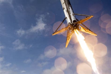 Spacex Fails To Stick Ocean Landing After Satellite Launchdefencetalk