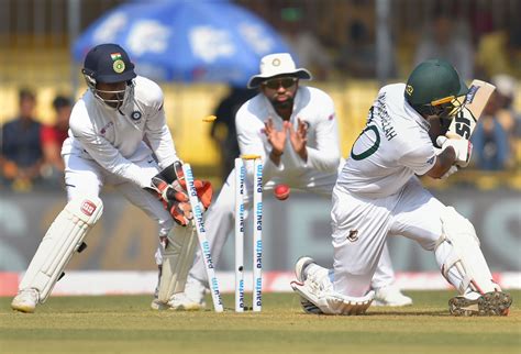 India Vs Bangladesh 1st Test India Bowl Out Bangladesh For 150 On Day