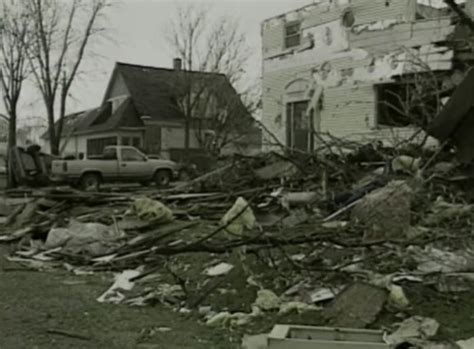 Remembering Illinois' worst tornadoes, 27 years later - NewsFinale