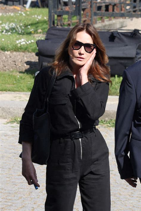 Des Efforts Sans Nom Rares Confidences De Carla Bruni Sur Son