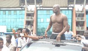 Bukom Banku Gets Heroes Welcome After Suffering First Loss Ghanalive