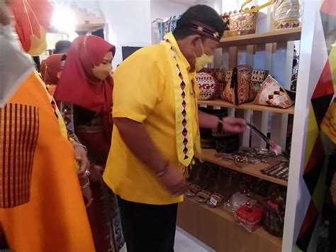 Gubernur Buka Lampung Craft 2021 Kabupaten Tanggamus Sebagai Ikon