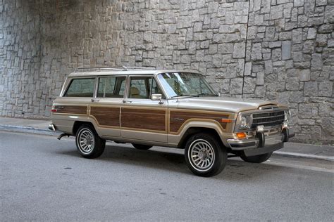 1989 Jeep Grand Wagoneer Motorcar Studio