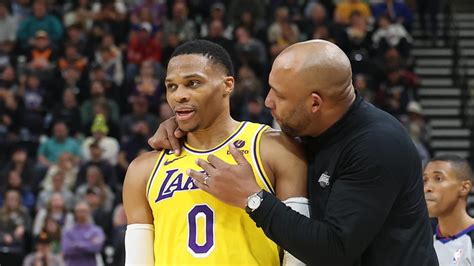 Los Angeles Lakers Fans Call Out Darvin Ham Because He Benched Russell Westbrook Yardbarker