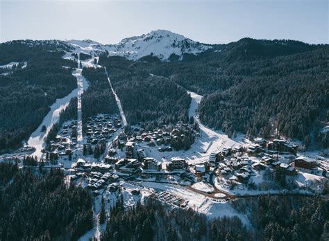 The Evolution Of The Three Valleys Piste Map La Tania Chalets