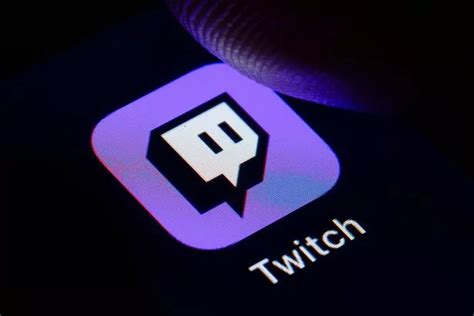 Streamer Banned After Masturbating With Sex Toys To Hundreds On