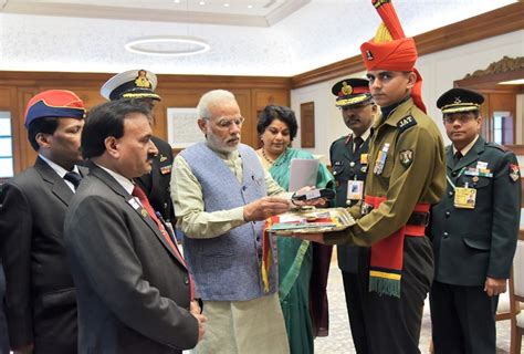Pm Meets The Officers Of Kendriya Sainik Board On The Occasion Of