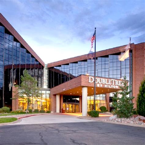 DoubleTree by Hilton Denver - Aurora - Aurora CO | AAA.com