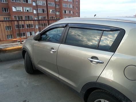 Черные молдинги оконной линии — KIA Sportage (3G), 2 л, 2013 года ...