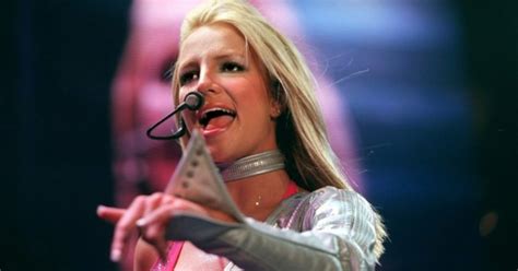Quiz Can You Guess The 90s Song From The Lyrics