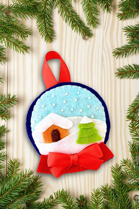Diy Felt Snow Globe Ornament Free Pattern Easy Things To Sew
