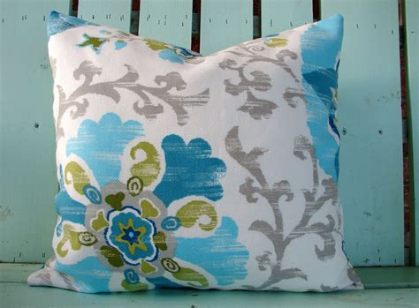 outdoor fabric turquoise - Google Search | Turquoise throw pillows, Blue outdoor pillows, Yellow ...