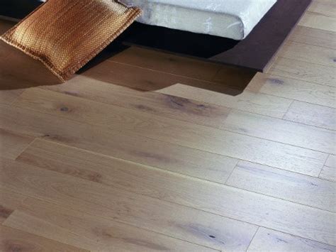 Parquet Mat Ou Satin Resine De Protection Pour Peinture