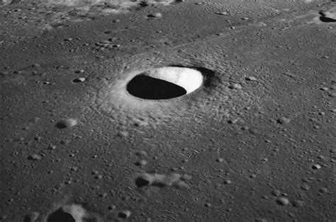 Using AI to count and map craters on the moon