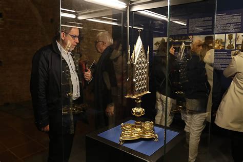 A Siena Lo Straordinario Reliquiario Di San Galgano Mostra Evento