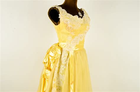 Gorgeous Pale Yellow Vintage Dress Ebth