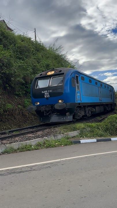 World Most Beautiful Train Journey Colombo Badulla Train In Hatton