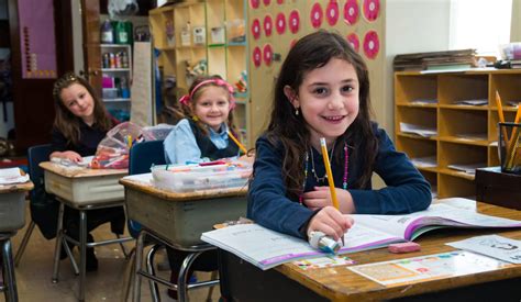 Girls Jewish Middle School Brighton MA | Torah Academy